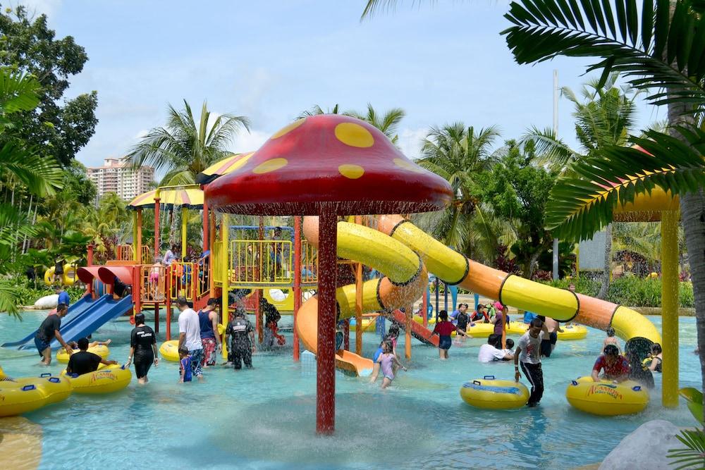 A'Famosa Water Theme Park Ticket